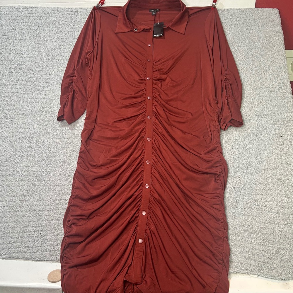 Torrid Shirt Dress Ruched Button Front 2 2X Brown Bodycon Midi Chic Workwear - Picture 2 of 7